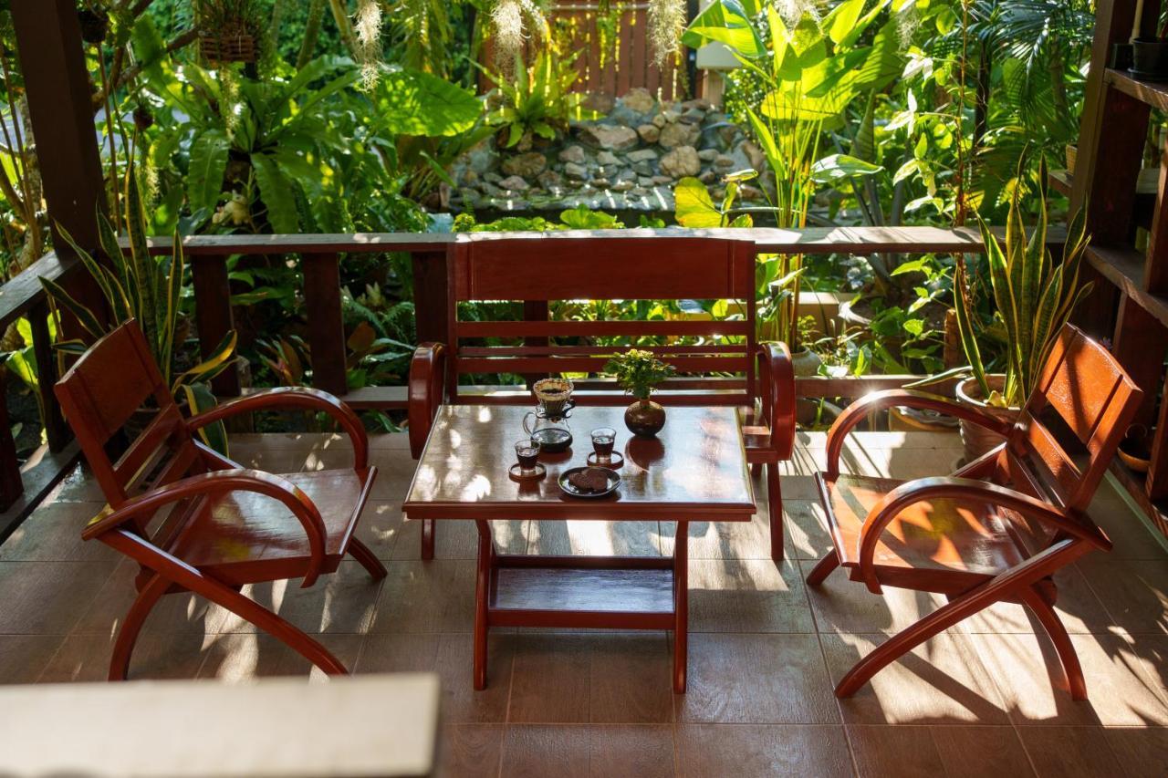 Bang Po Hut Hotel Ban Bang Po Exterior foto