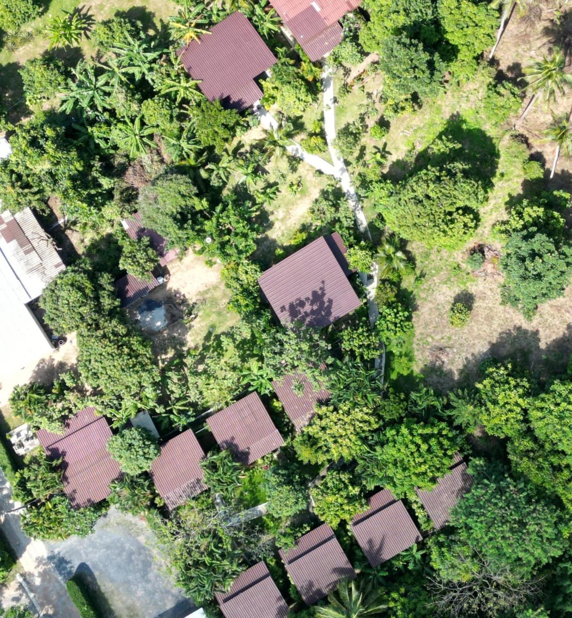 Bang Po Hut Hotel Ban Bang Po Exterior foto